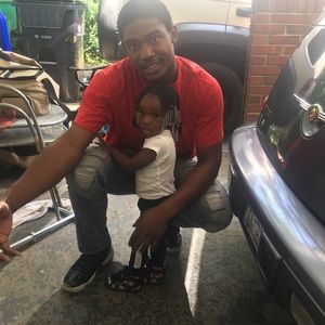 Meet your Posher, Jemichael